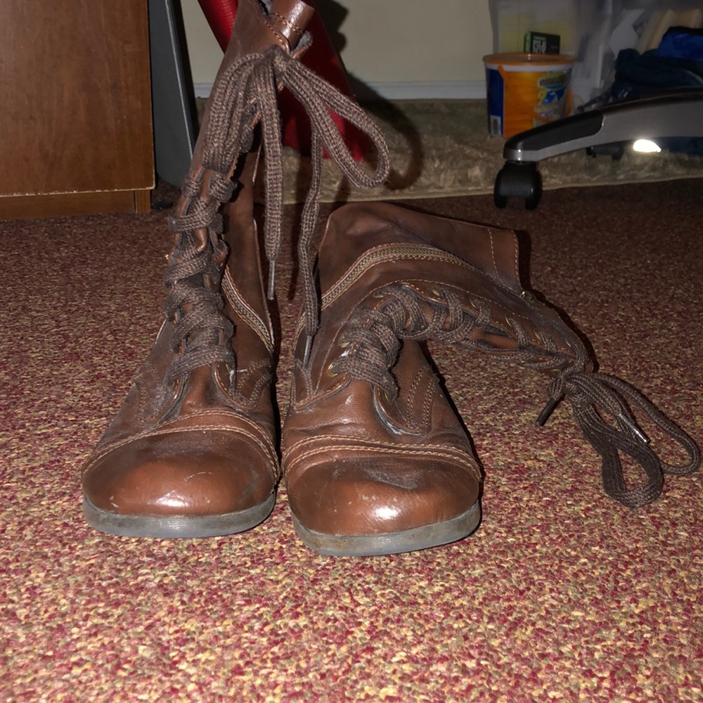 Boots - Picture 2 of 2